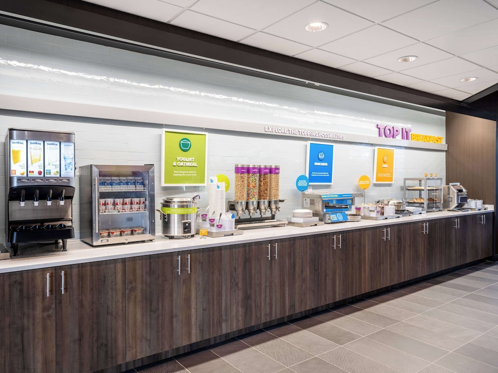 Tru by Hilton Chesapeake Greenbrier - photo 21