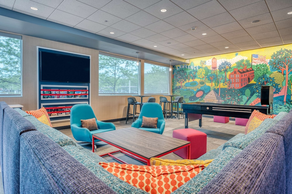 Tru by Hilton Indianapolis Lawrence - photo 4