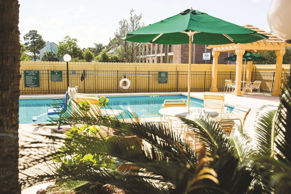 Travelodge by Wyndham Mobile - photo 19