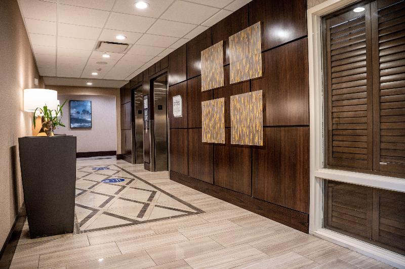 Hilton Garden Inn Fayetteville Fort Bragg - photo 9