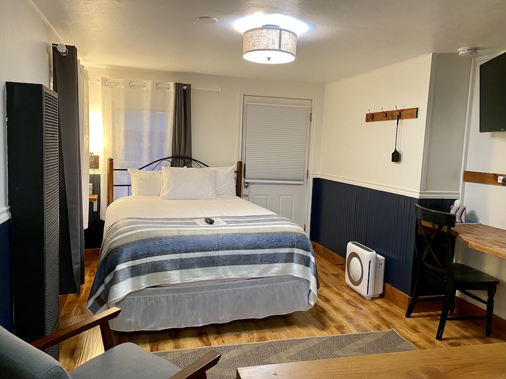 Left Coast Lodge - photo 31