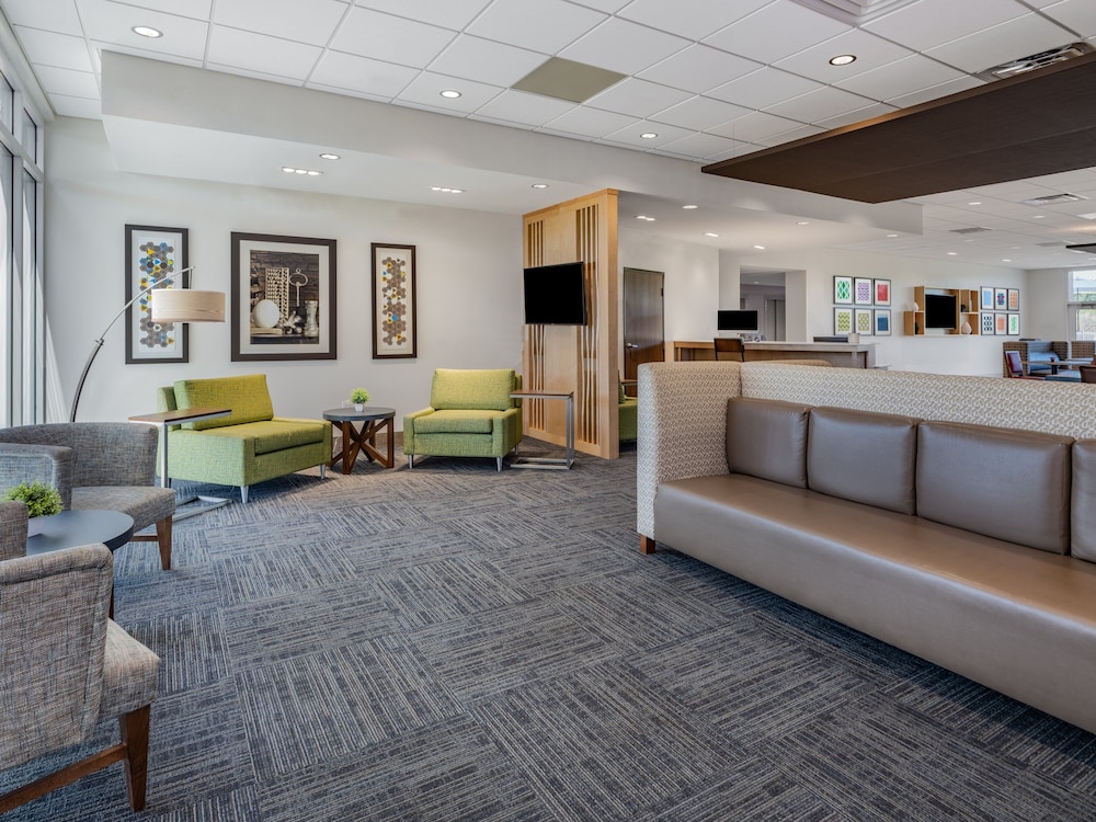 Holiday Inn Express & Suites Ruskin by IHG - photo 59