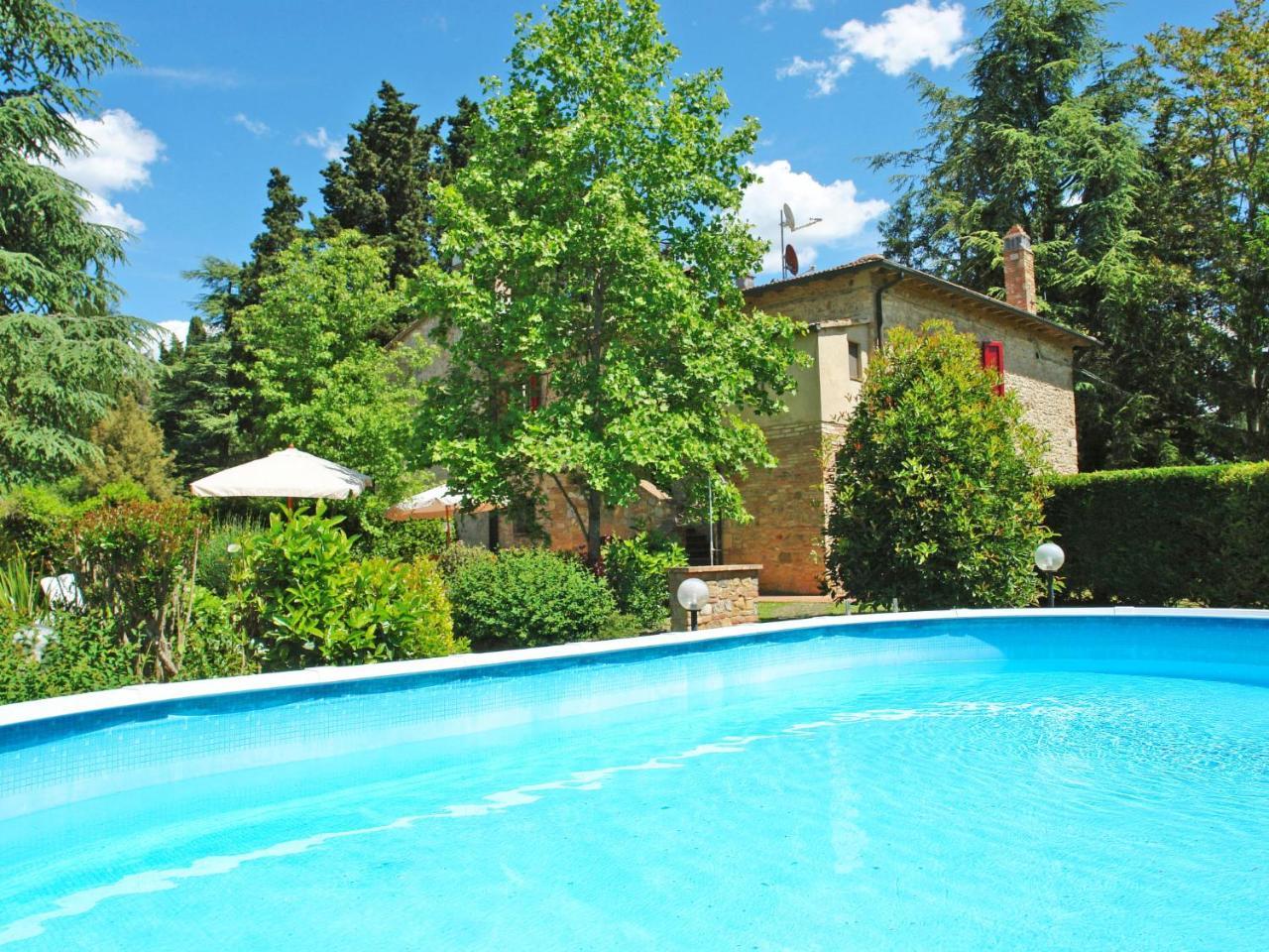 Holiday Home L'antica Chiesa by Interhome — 4-Star Luxury Hotel in Gambassi Terme, Italy
