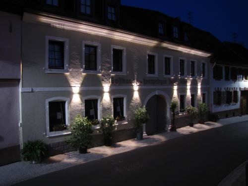 Zum Kronprinzen Hotel Garni — hotel in Edenkoben