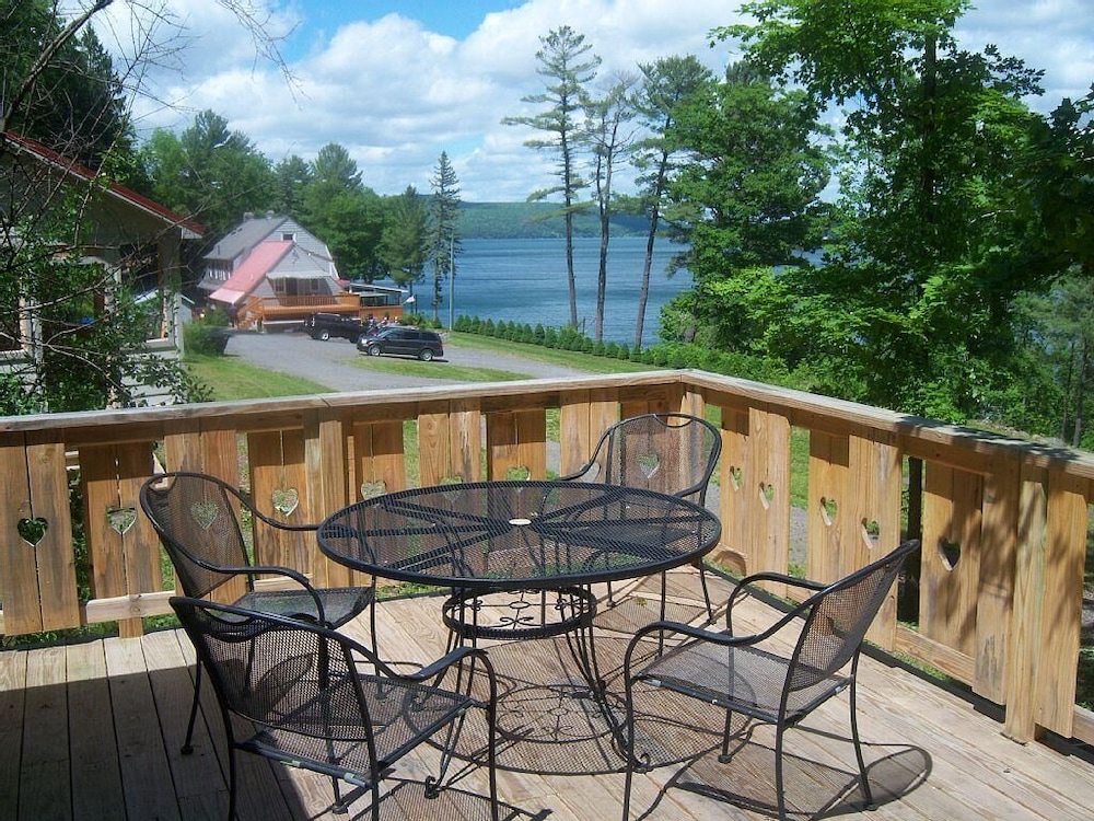 Cobblescote on the Lake - photo 30