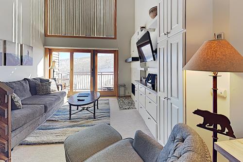 Timberline Condominiums Studio Loft Premier Unit 316 — 4-Star Luxury Hotel in Snowmass Village, United States