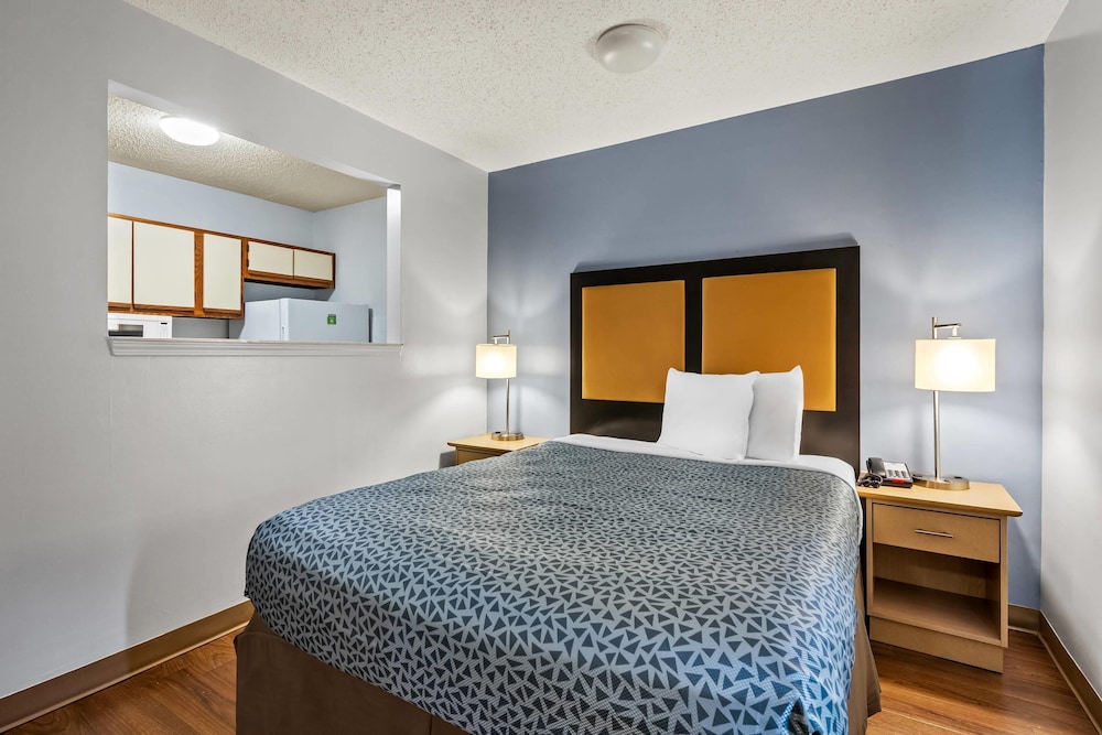 Suburban Studios Brentwood Nashville - photo 25