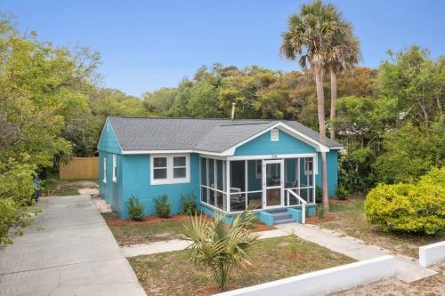 208 W Ashley Central Location 2 Mins to the Beach - photo 33