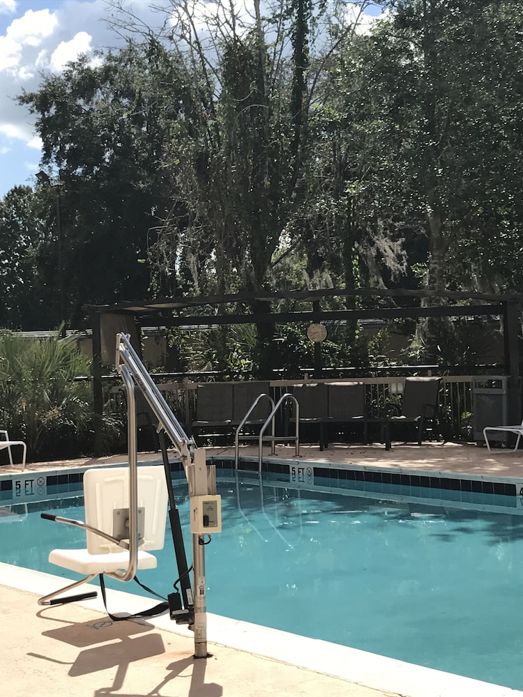 Baymont By Wyndham Gainesville I 75 - photo 14