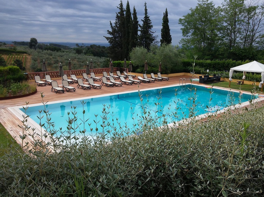 La Torre wine resort — hotel in Montecarlo