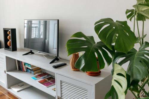 Diogo's Alcântara Apartment I by Mycelia — 4-Star Luxury Hotel in Lisbon, Portugal