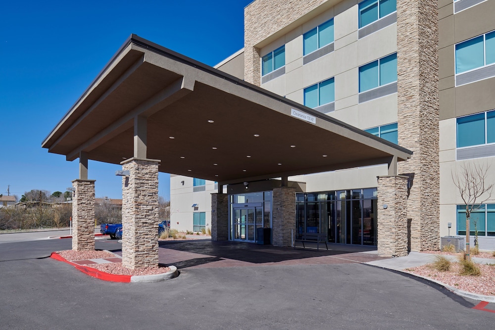 Holiday Inn Express El Paso Sunland Park Area - photo 25