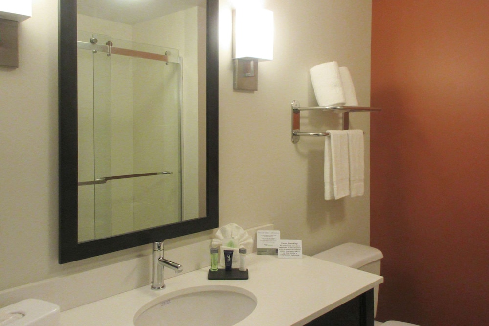 Sleep Inn & Suites Oregon Madison - photo 10