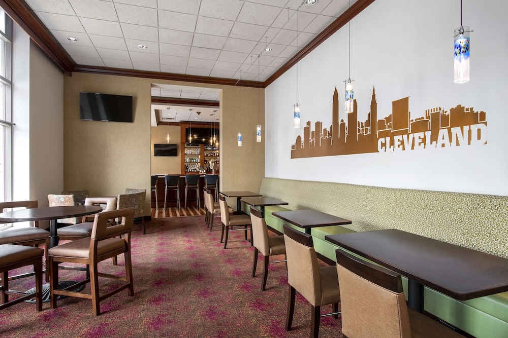 Hilton Garden Inn Cleveland Downtown - photo 23