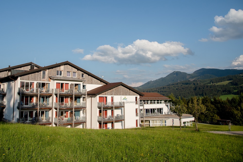Allgäuhaus Wertach — hotel in Wertach