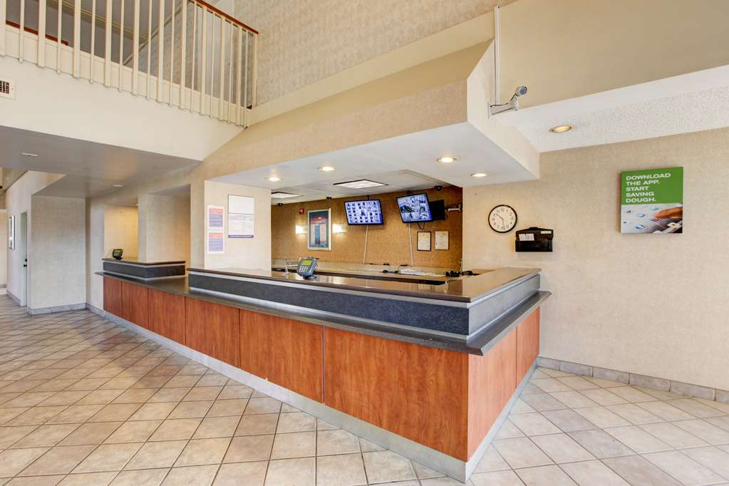 Motel 6 Irvine Orange County Airport - photo 24