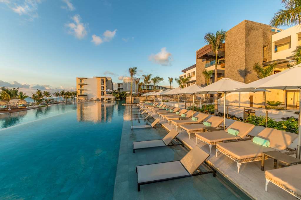 Haven Riviera Cancun Main Pool Low II