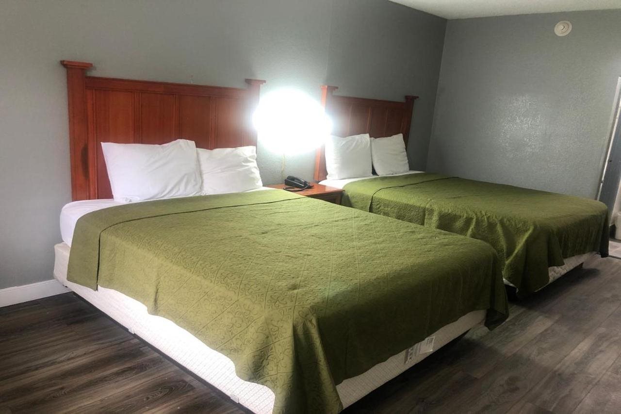 Rodeway Inn North Little Rock AR - photo 14