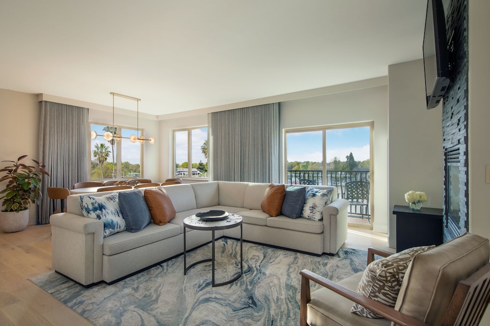 The Westin Sacramento Riverfront Hotel & Spa - photo 17