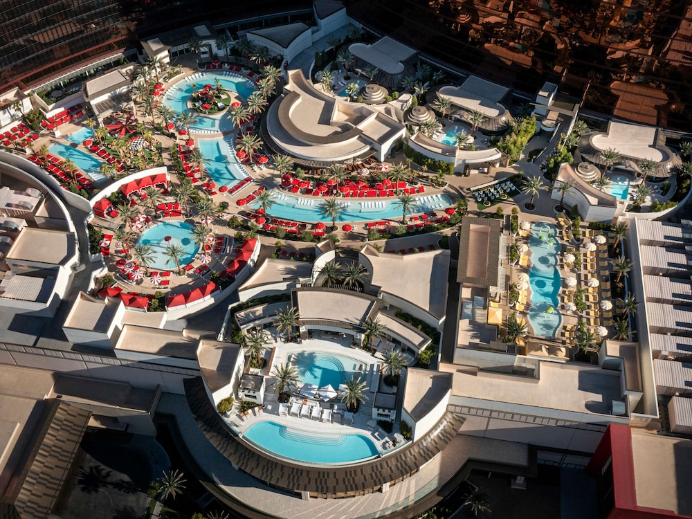 Las Vegas Hilton at Resorts World - featured photo