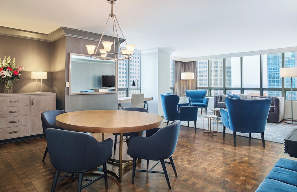 The Marquette Hotel Curio Collection by Hilton - photo 21