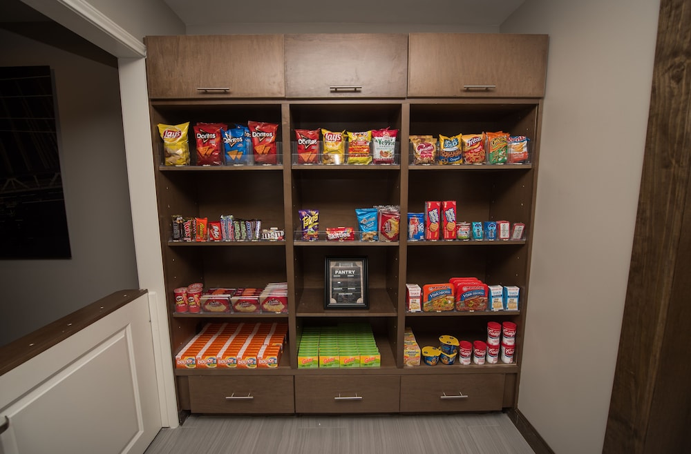 Staybridge Suites Houston Humble Beltway 8 E by IHG - photo 24