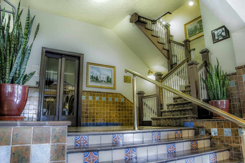 Hassayampa Inn - photo 18