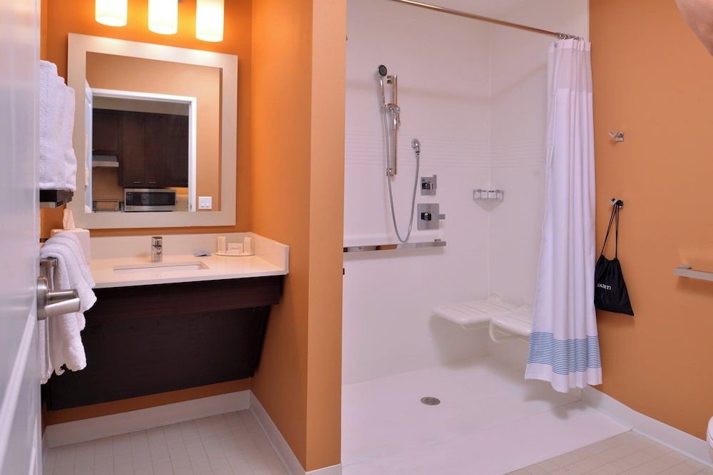 TownePlace Suites by Marriott St. Louis Chesterfield - photo 29