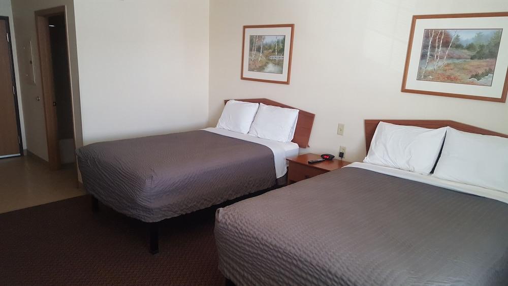 Value Place El Paso Gateway - photo 5