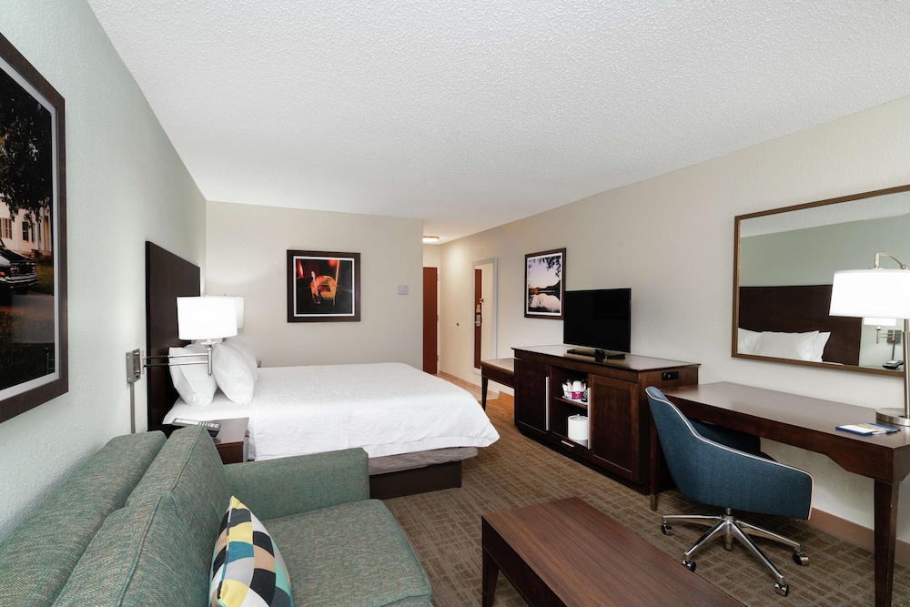 Hampton Inn & Suites Nashville Franklin - photo 8