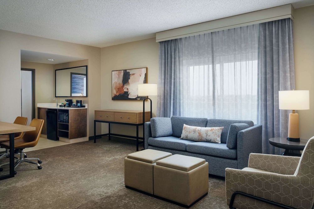 Embassy Suites by Hilton Charleston Airport Convention Ctr - photo 17