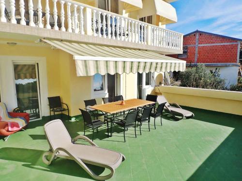 Apartments in Starigrad Paklenica 6891 — 4-Star Luxury Hotel in Starigrad, Croatia