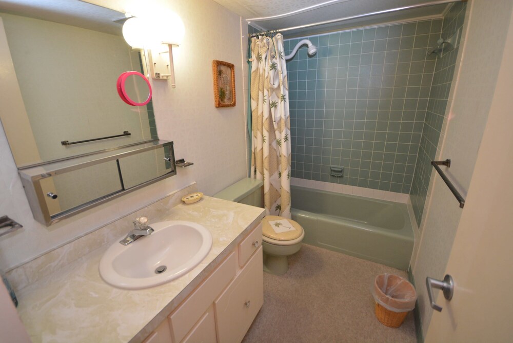 Covington Towers 103 2 Br Condo - photo 20