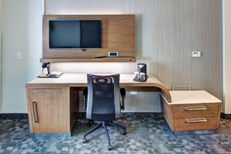 Courtyard by Marriott Appleton Riverfront - photo 96