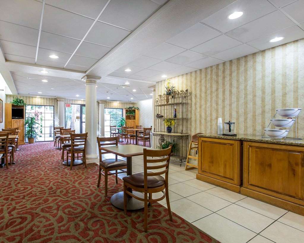 Comfort Suites Palm Desert I 10 - photo 35