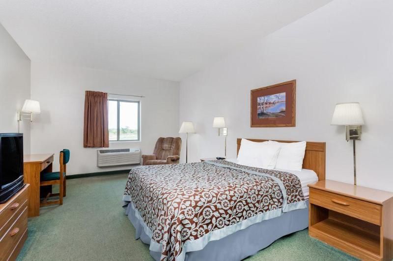 Days Inn Manchester - photo 3