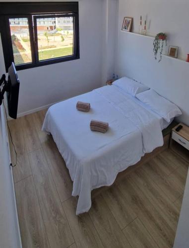 Confortable habitación doble 1 — hotel in Sant Adria De Besos