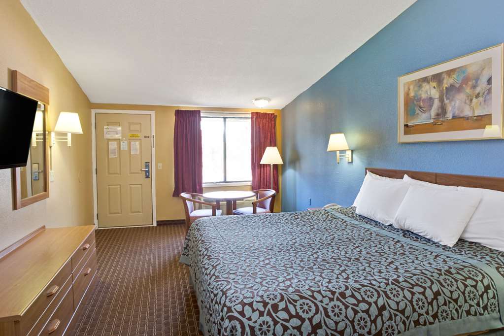 Days Inn by Wyndham Lawrenceville - photo 8