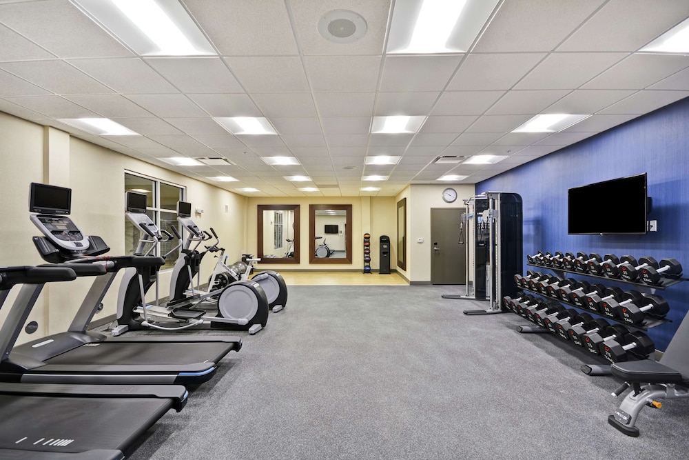 Homewood Suites by Hilton Detroit - photo 39