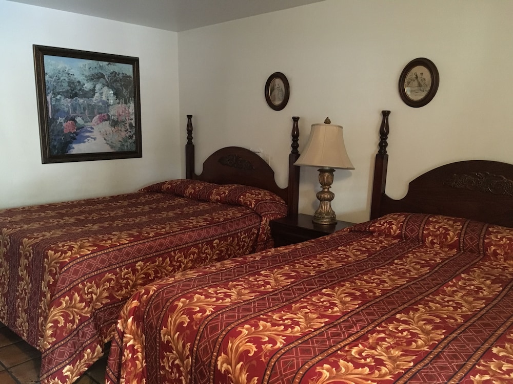 Chantico Inn - photo 7