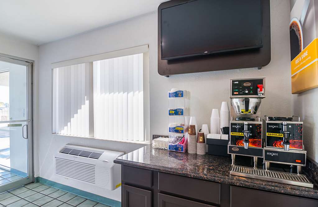 Motel 6 Mitchell SD - photo 26