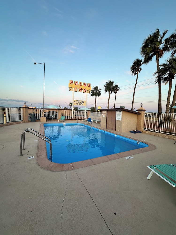 Palms Inn - photo 8