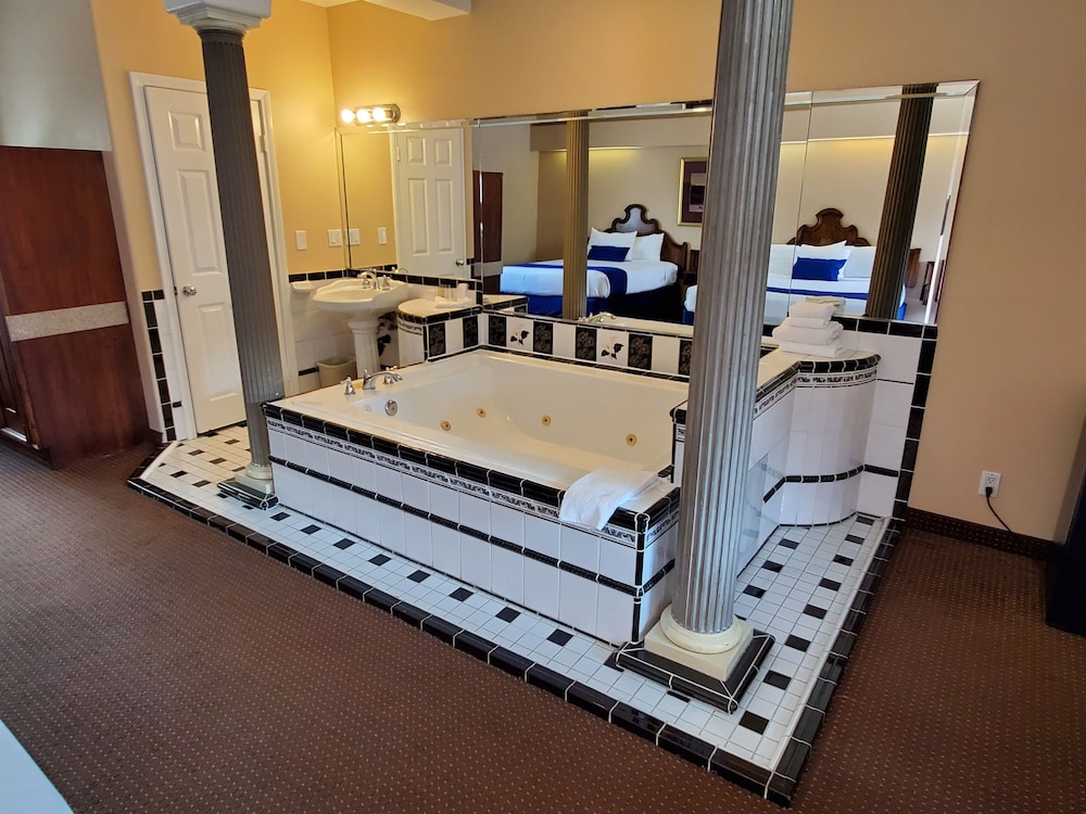 Colony Inn - photo 10