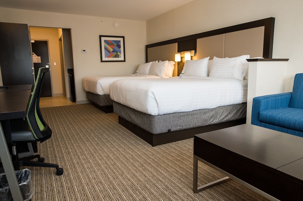 Holiday Inn Express & Suites Marietta by IHG - photo 8