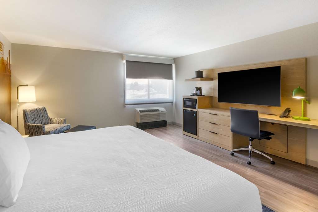 Best Western Plus Butte Plaza Inn - photo 15