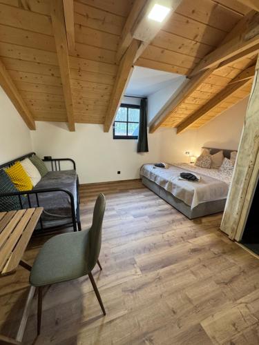Penzion Farma Žleby — hotel in Chlum U Trebone