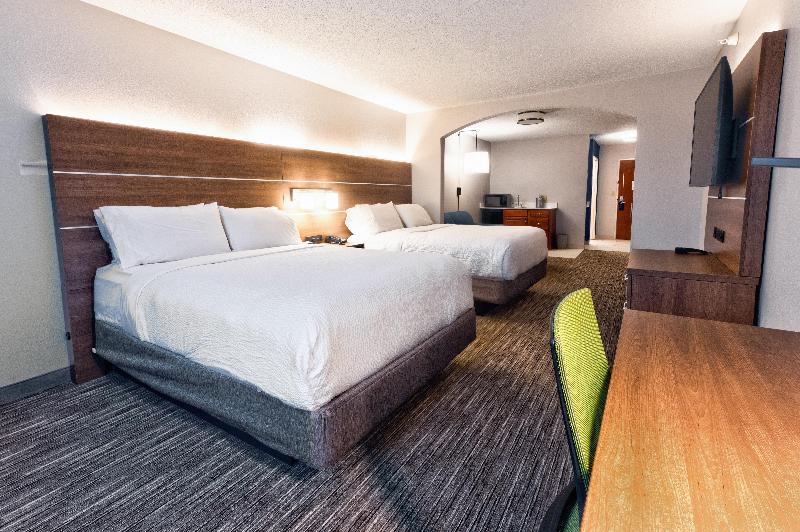 Holiday Inn Express Hotel & Suites Goshen by IHG - photo 47