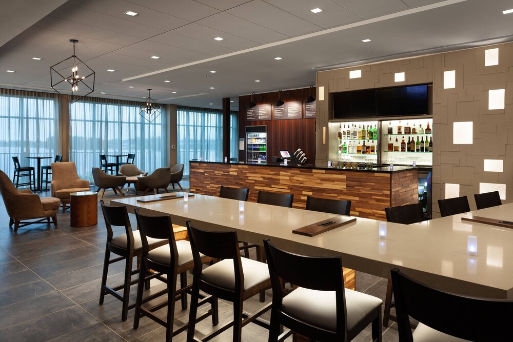 Courtyard by Marriott Winter Haven - photo 12