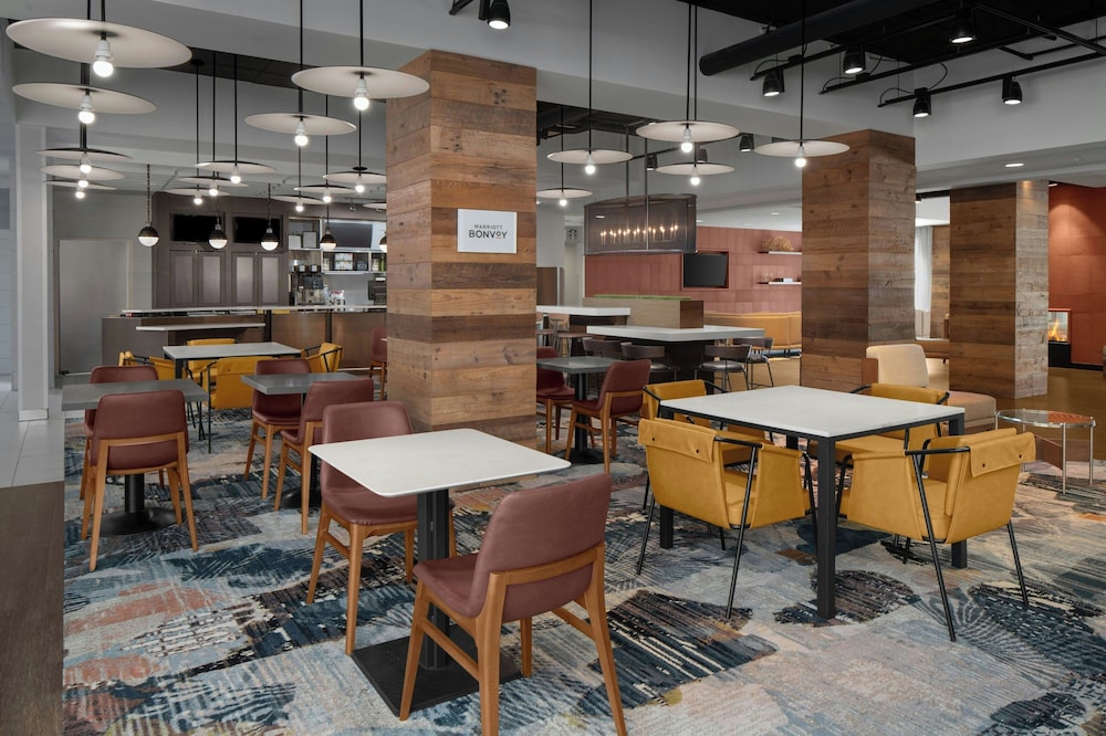 Courtyard by Marriott Charleston Summerville - photo 21