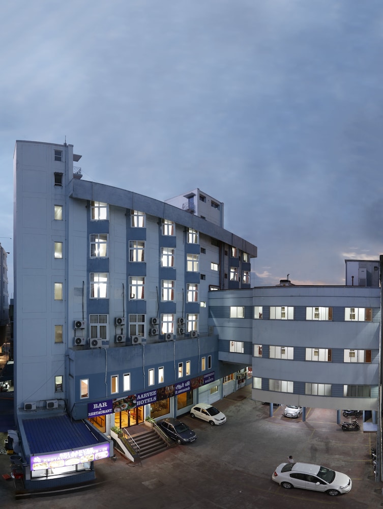 Sri Aarvee Hotels — hotel in Coimbatore